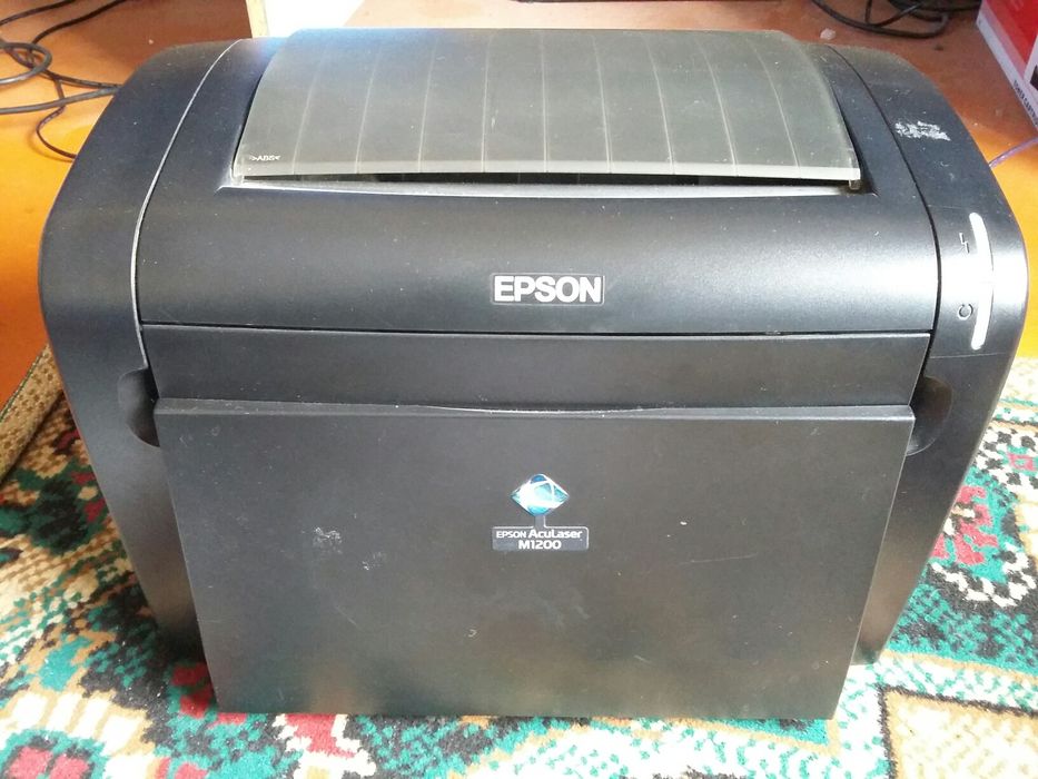 Принтер EPSON aculaser M1200