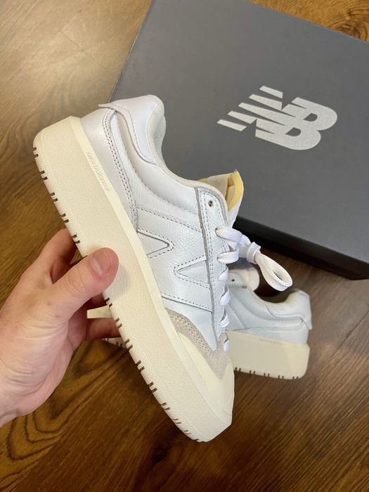 Adidasi / New Balance CT302