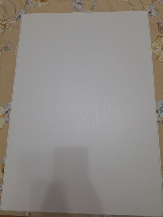 Твърд бебешки повивалник