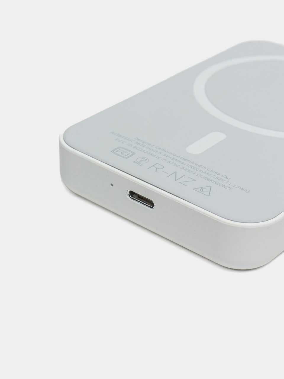 MagSafe Power Bank 10000 мА/ч, Battery Pack для iPhone