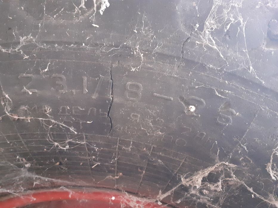 Vand doua  roti combina CLAAS DOMINATOR 96.