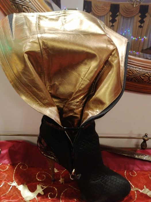 Продавам оригинални ботуши и боти Gianmarco Lоrenzi, Icon