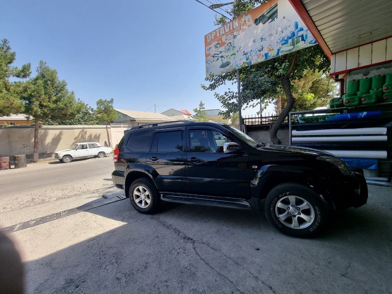 Toyota Prado 120 tezda sotiladi