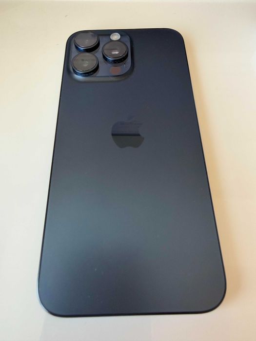 Apple Iphone 15 Pro Max - 256GB - 15м. гаранция към Йеттел - като нов