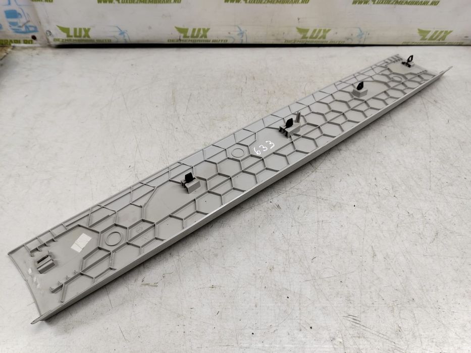 Ornament 3af867617 Volkswagen VW Passat B7 [2010 - 2015] 2.0 tdi CFGB