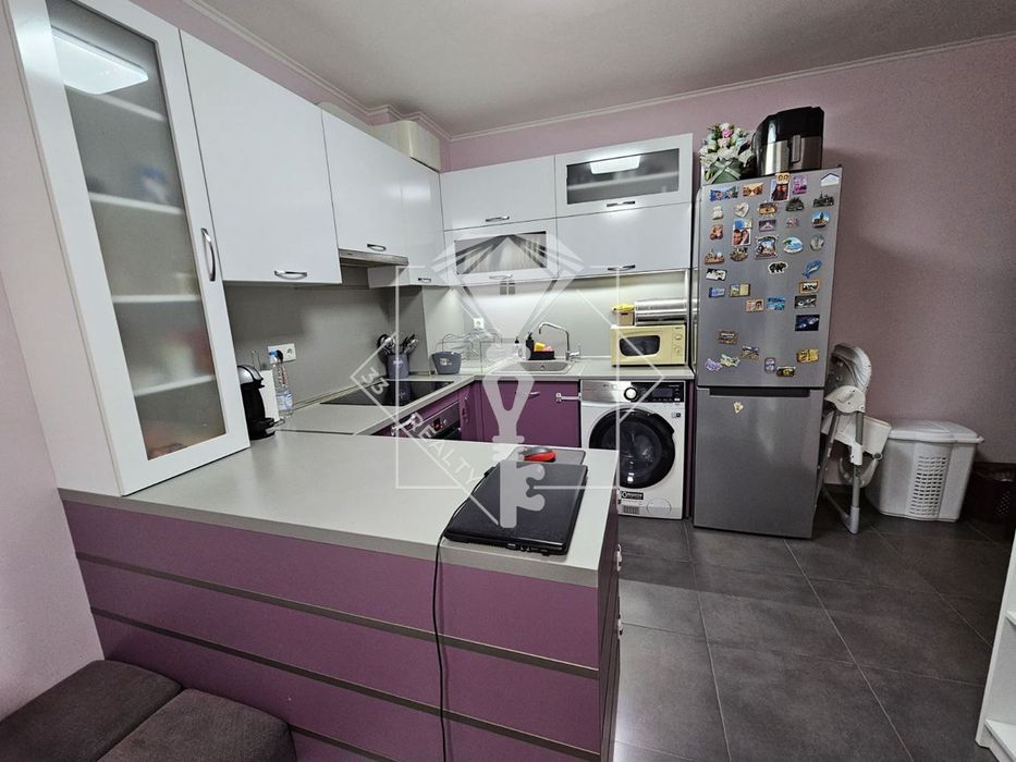 Продава се Тристаен апартамент в Пловдив, Южен - 78 кв.м за 1642 €/кв.м - Снимка #1