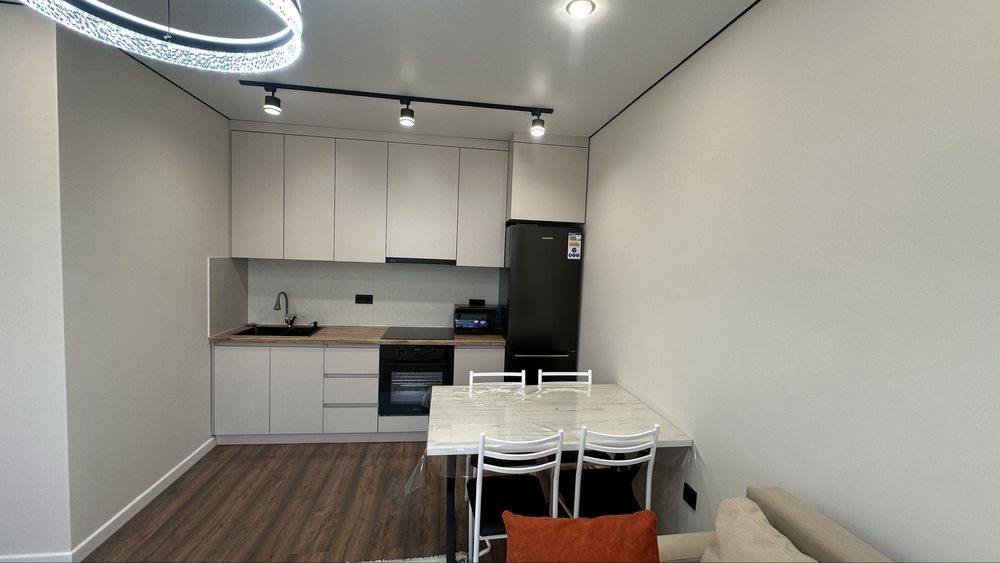 Сдаю 2 комнатную квартиру