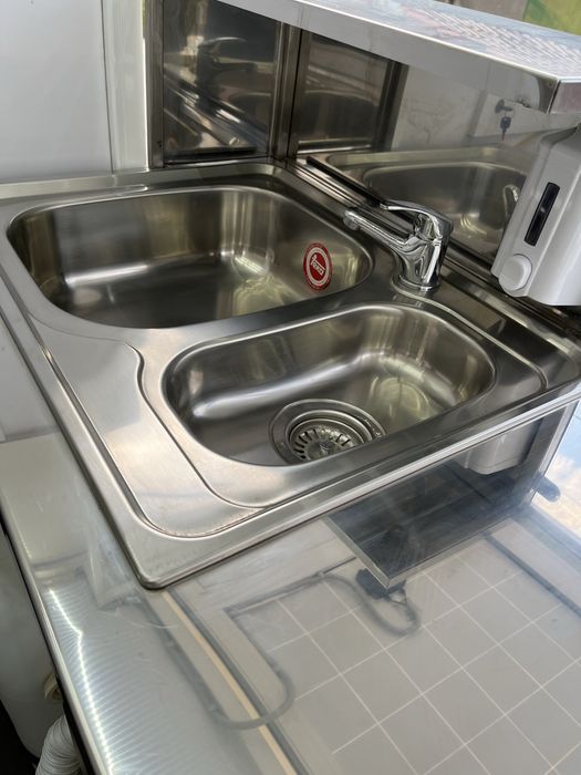 СПЕШНО! Каравана за бързо хранене