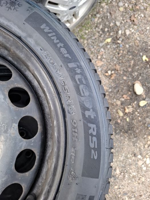 Vand 4 roti +capace R 16 vw passat b6 anvelope 205 55 16 iarna