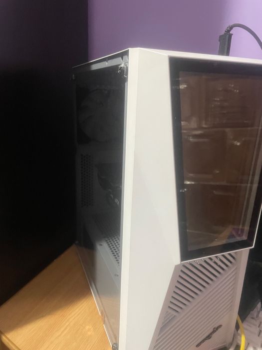 Vand Pc gaming Folosit 2 saptamani