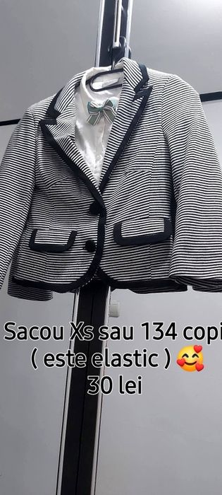 Sacouri si fustite fetite