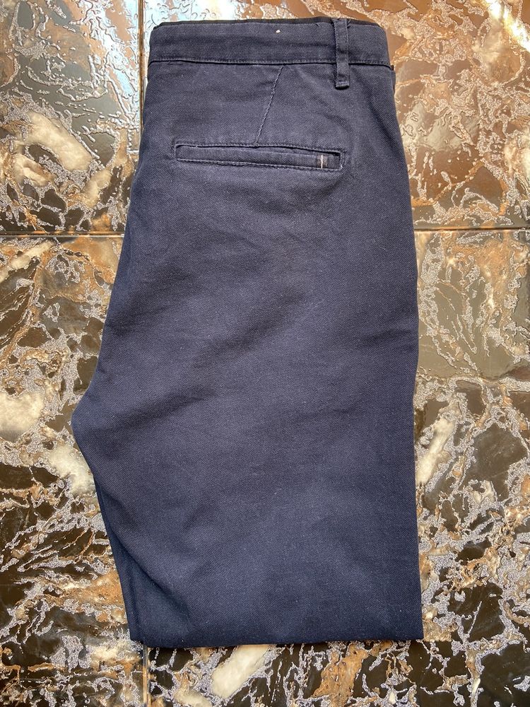 Pantaloni Zara - marime 42