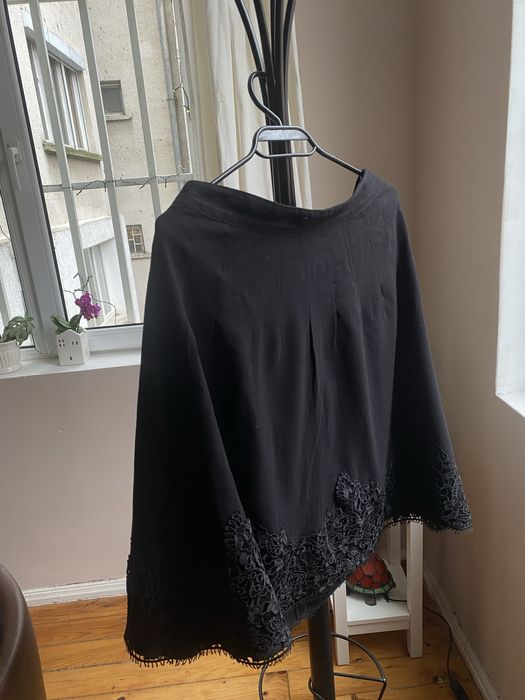 Четна пола Karl Lagerfeld с дантели