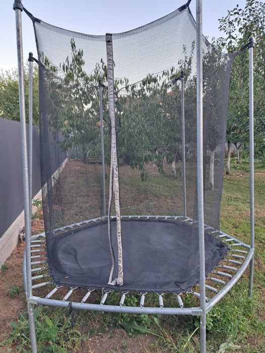 Trambulina Decathlon 180cm