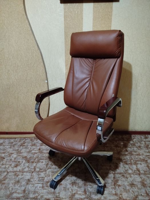 Офисной кресло Дафна бренди