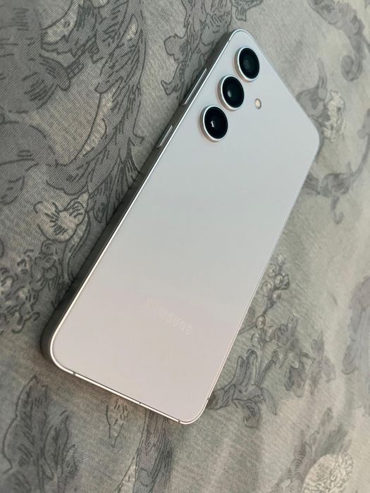 a16 новый почти в месяц только пользовались