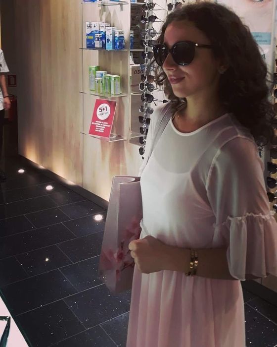 Vând rochie roz de pudră, S