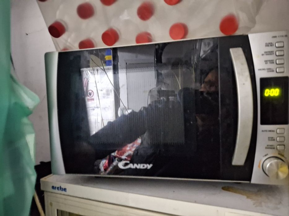 Cuptor cu Microunde Candy CMG 1874 DS OneTouch Folosit, impecabil