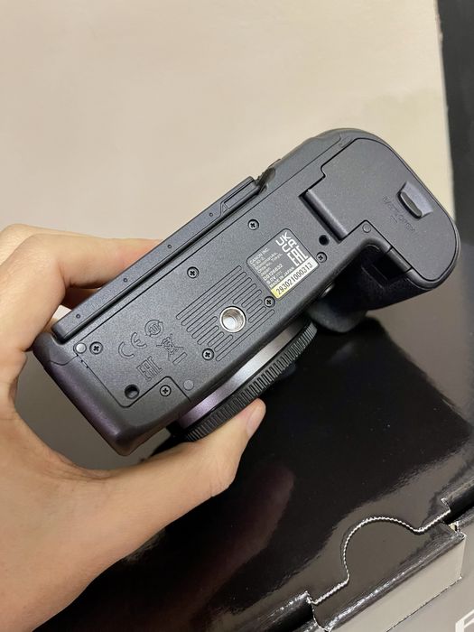 Фотоапарат Canon R6