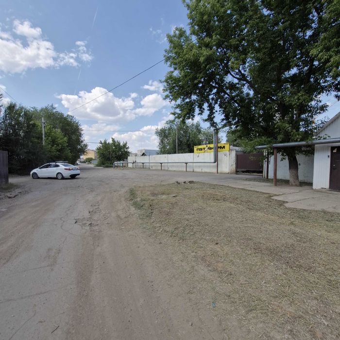 Продам промышленную базу в район ост. Казахстан, можно под ЖК