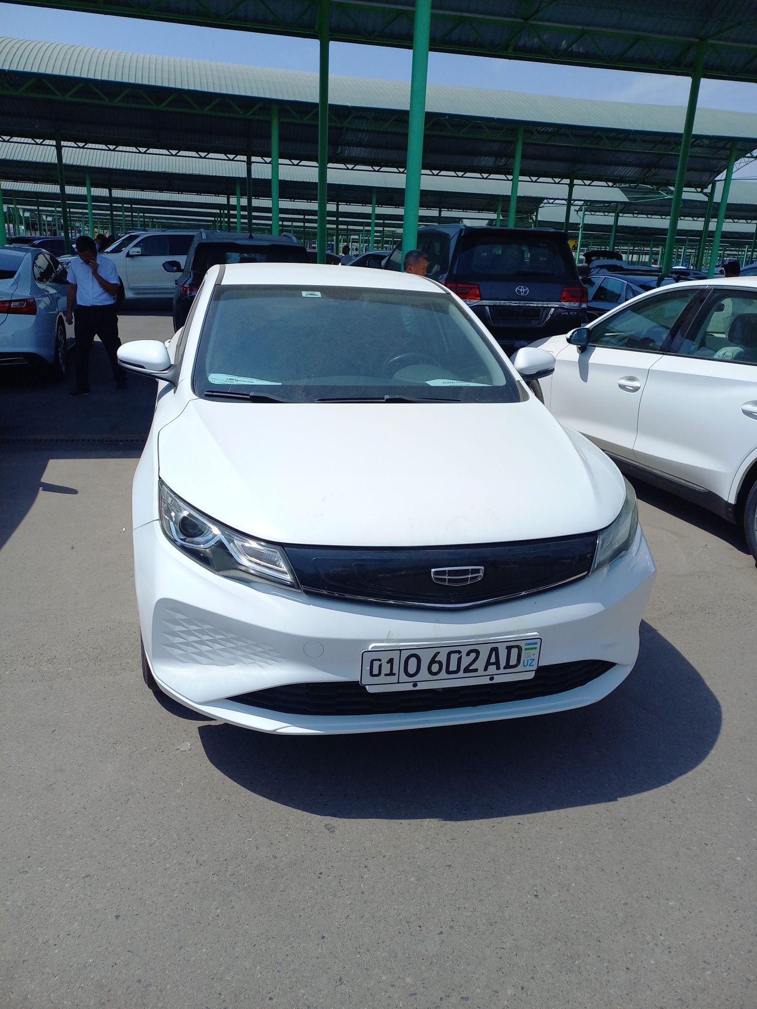 Geely el pro 2022 yili 11.000$ Kelishiladi