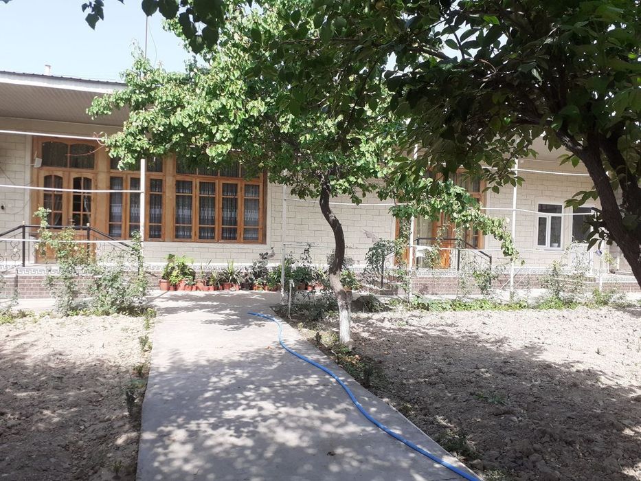 Sergeli Xonobod 6 sotik 5 xona  bezmakler