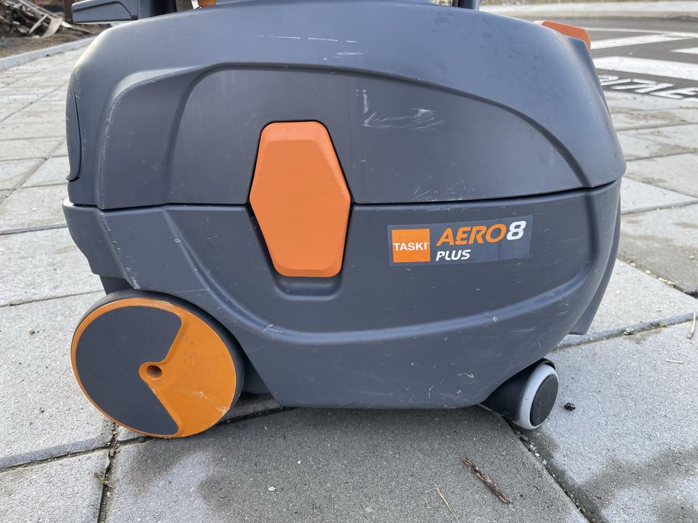 TASKI Aero 8 Plus