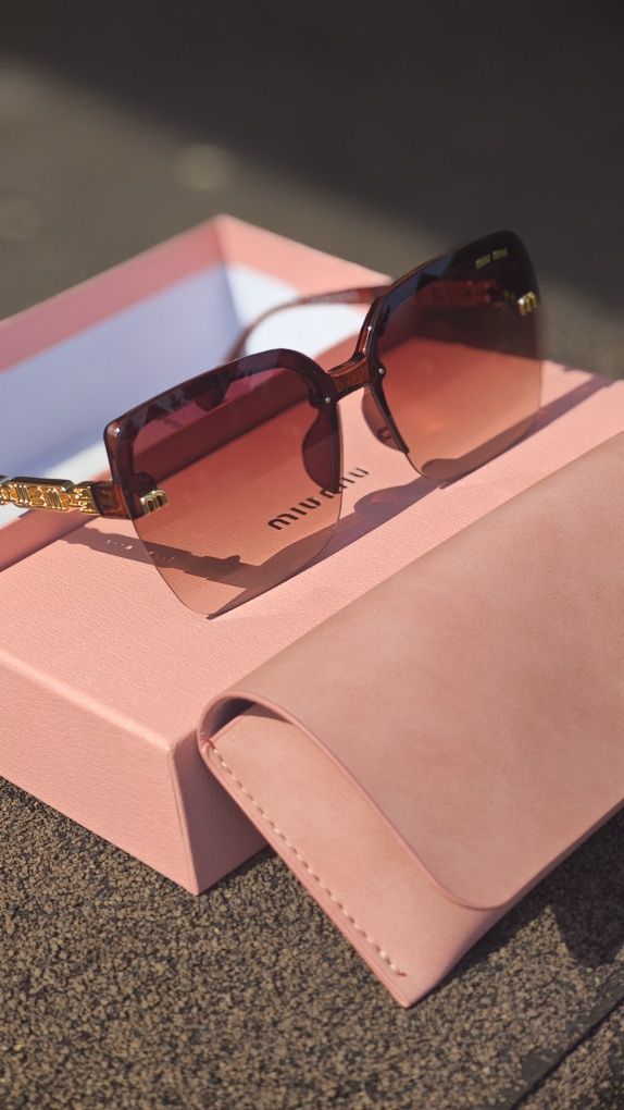 Ochelari de soare Miu Miu