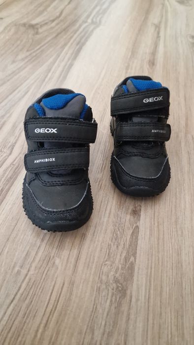 Ghetuțe bebe Geox