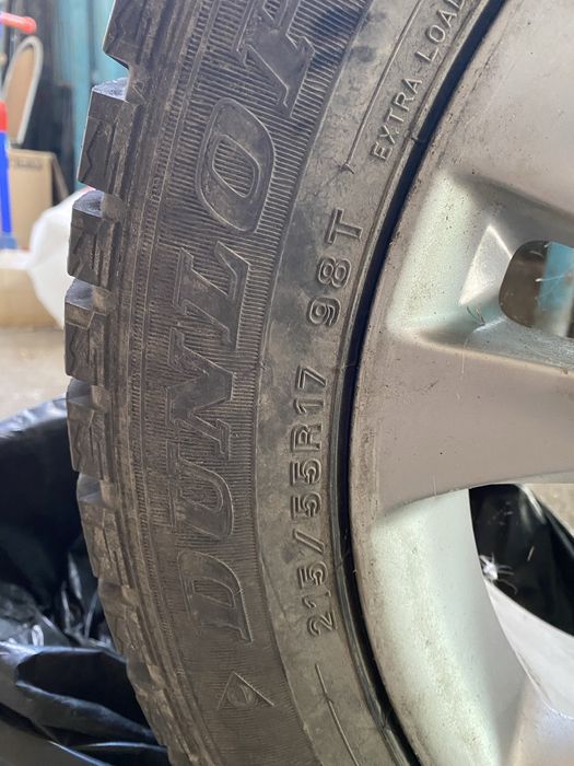 Шины 215/55/ R17