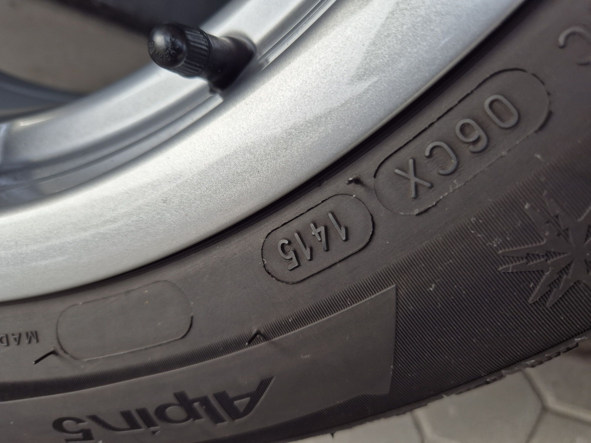 Лети джанти Rial със зимни гуми Michelin Alpin 205/55R16.