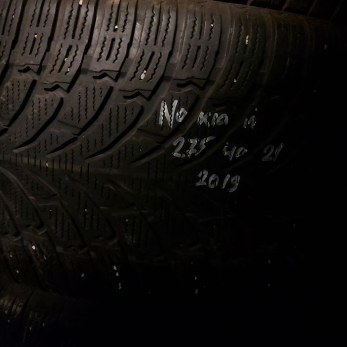 275/40/21"Nokian 2бр.гуми