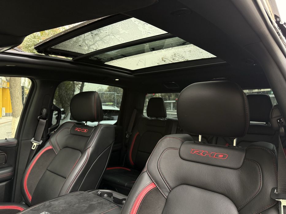 В продаже RAM 1500 RHO