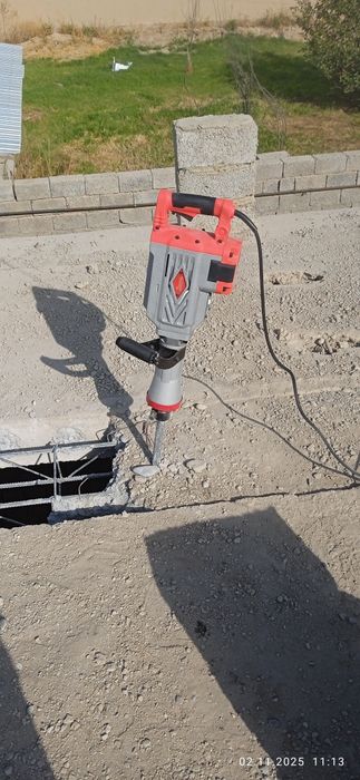 Adboynik beton rez eshik ochish