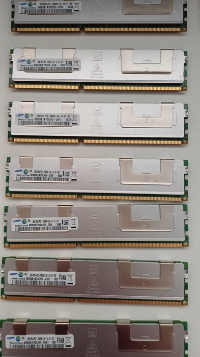 80 Memorii RAM Server 8GB DDR3-1333 ECC Registered