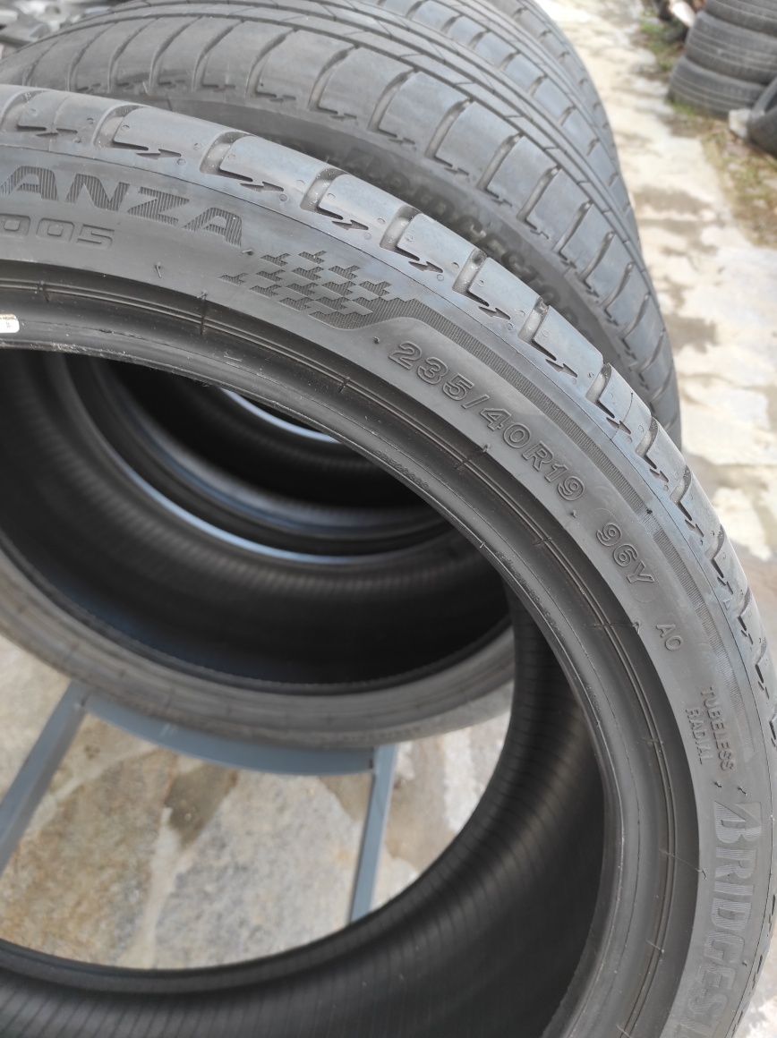 235/40/19 Bridgestone