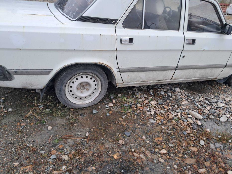 На запчасти Волга газ 3110  Есть всё!