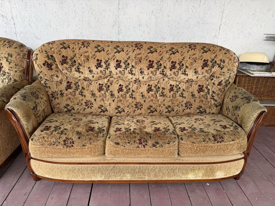 Комплект мягкой мебели