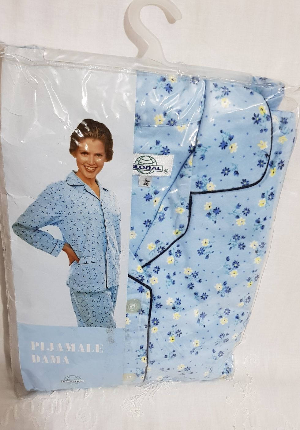 Pijamale din finet