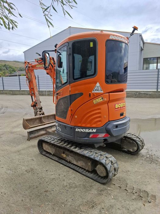 Miniexcavator doosan dx27z
