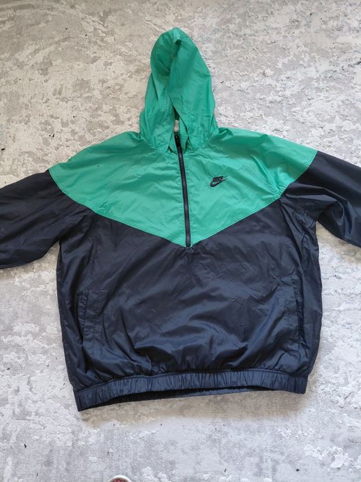 Ветровка с качулка NIKE
