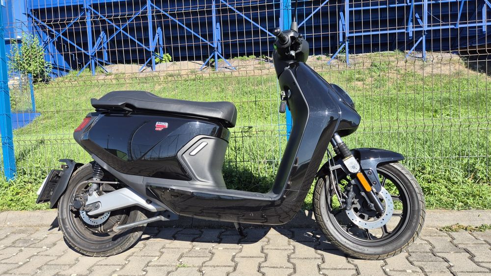 Scuter electric NIU MQI GT sport automat 125ccm
Motor BOSCH 3kW-puter
