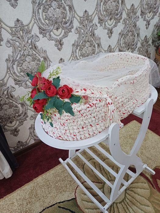 Kalubelka lullaby buyurtma asosida yasab beramiz Taylor ham bor