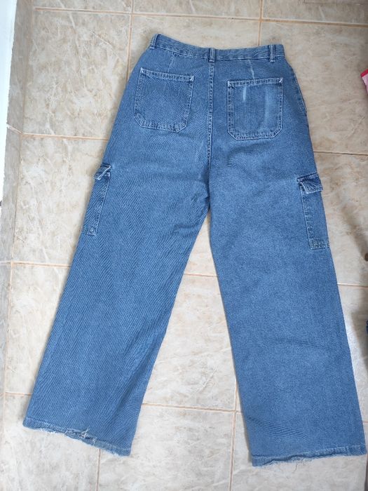 Blugi Bershka - mărime 36 - talie 72 cm