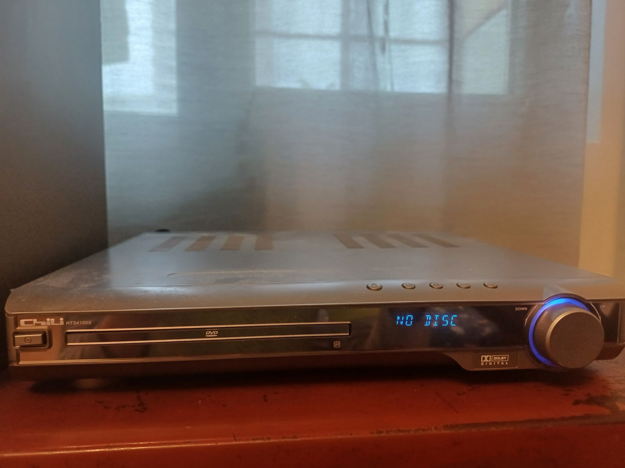 Озвучителна система Schneider AVR 1000 5.1 + DVD Chili HTS4100X