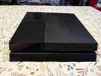 PS4 - 1TB - Utilizat - Stare excelentă - 2 Controllere + 15 Jocuri