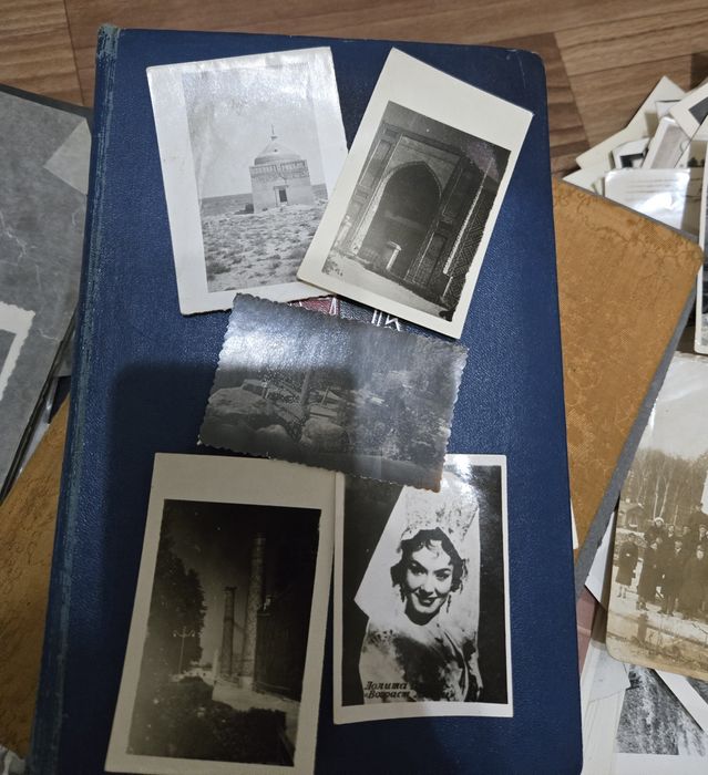 Старые фотографии, фотоальбомы.