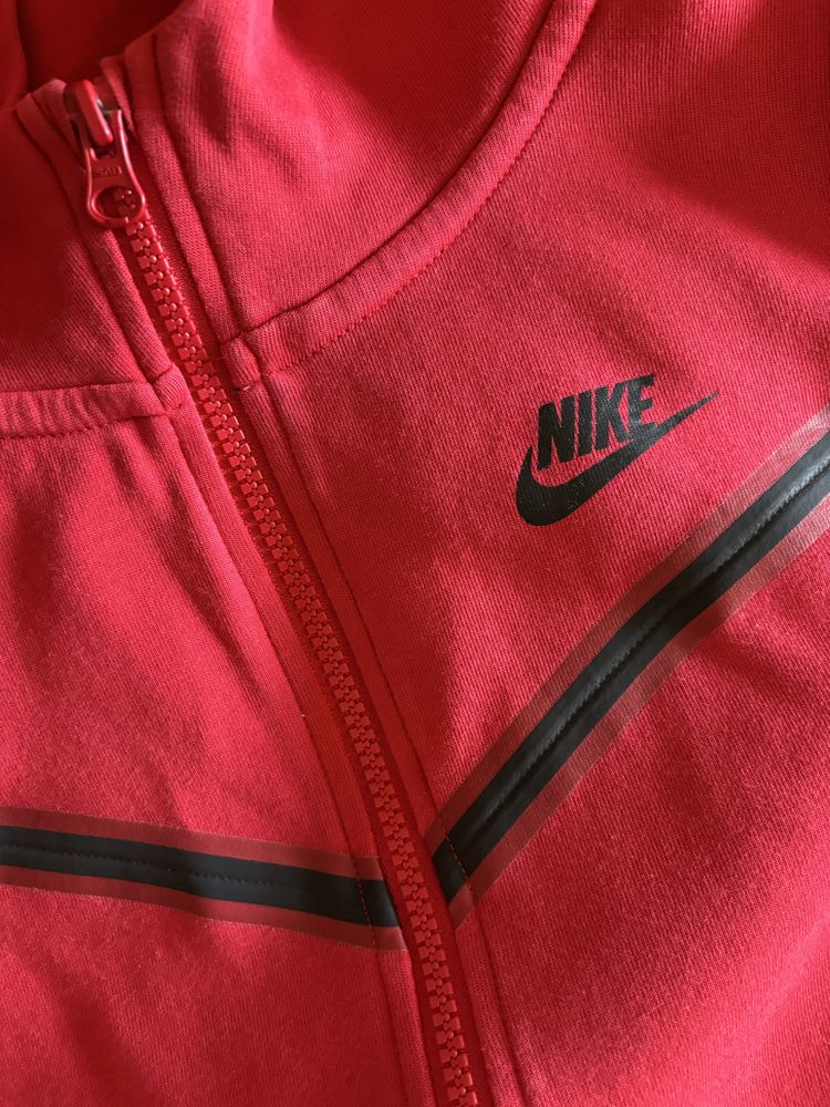 Nike Tech Fleece Червен МНОГО РЯДЪК