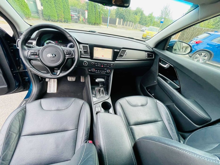 Kia Niro FULL OPTION - VANDUTA - putem aduce asemanatoare la comanda