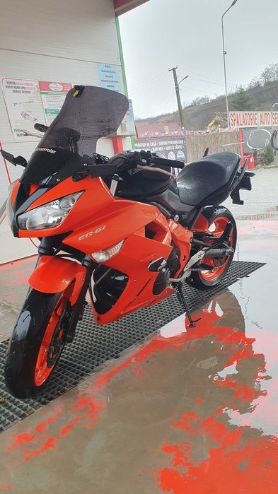 Kawasaki ER-6F  650cc